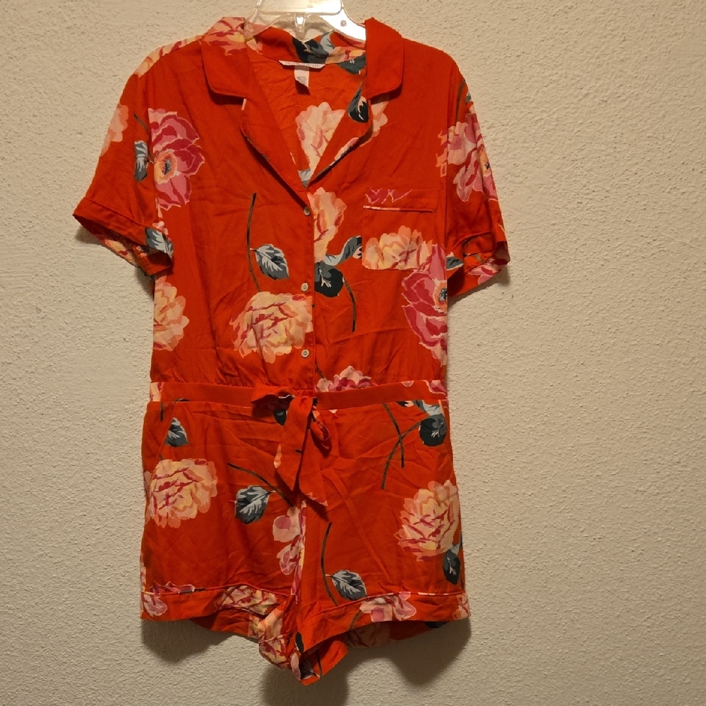 B17 Victoria's Secret Red Floral Jumper Sz Xl